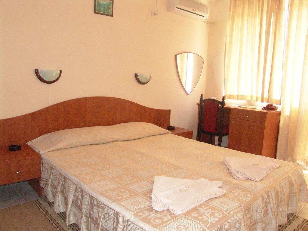 Hotel Andreev Nesebar Kamer foto